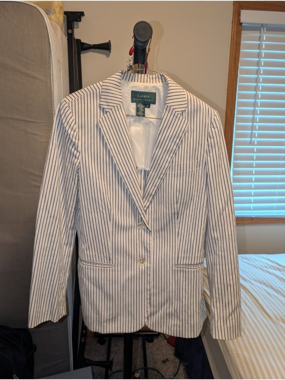 Lauren Ralph Lauren Womens Pantsuit 8 M White Blue Pinstripe Blazer Pants